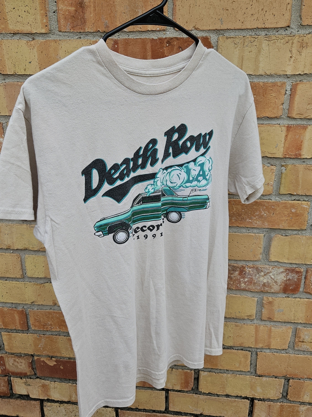 Death Row Graphic Tee in Light Cream with Teal Car Accent